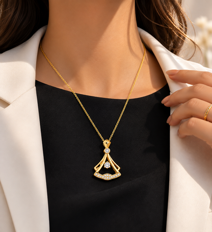 Rhinestone Decor Pendant Necklace